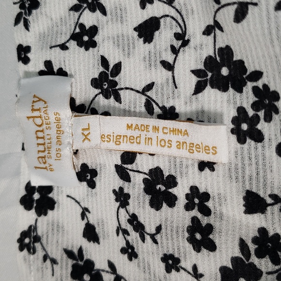 🧑🎄10/10🧑🎄🤍🌸Laundry by shelli segal flowy flutter sleeve top in xl🌸🤍 - Picture 5 of 8